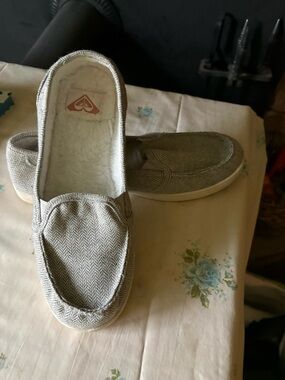 Roxy Women's Gray Herringbone Slip-On Moccasins